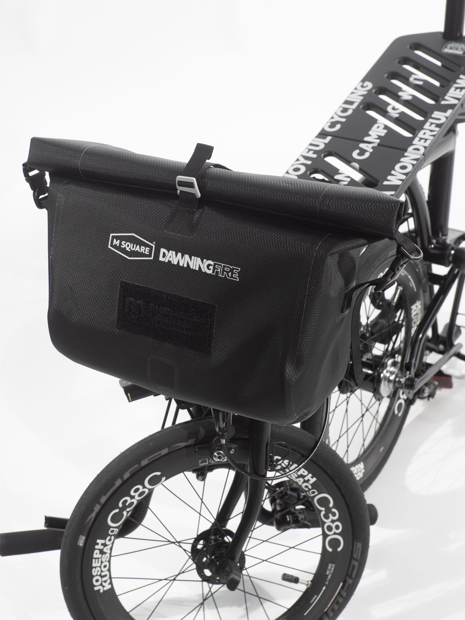 ブロンプトンバッグ + トリゴフレーム – ブラック